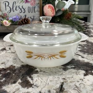 Vintage Fire King Golden Wheat 8.25” round casserole dish (no. 450) & Lid